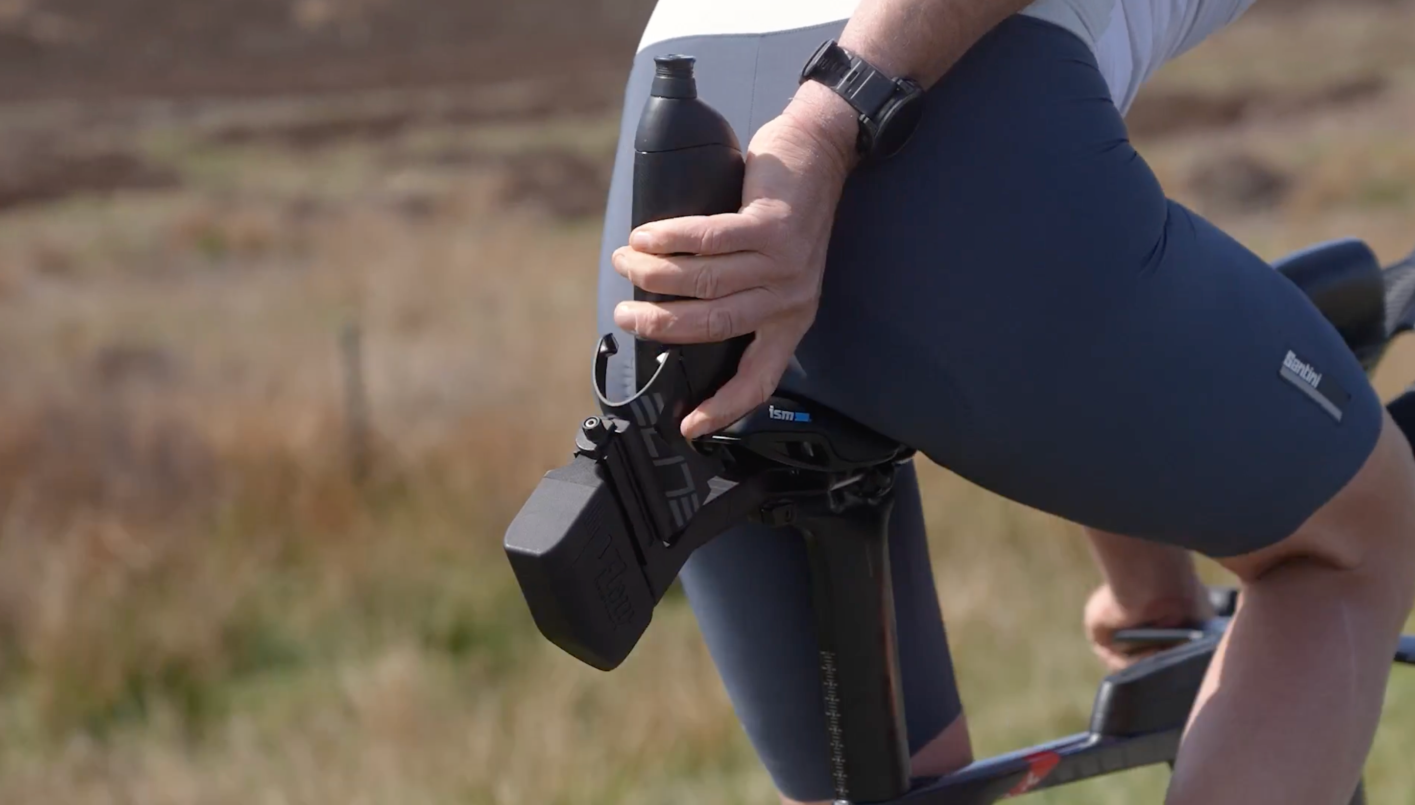 SpeedStack™ - Aero Rear Multi-bottle Carrier