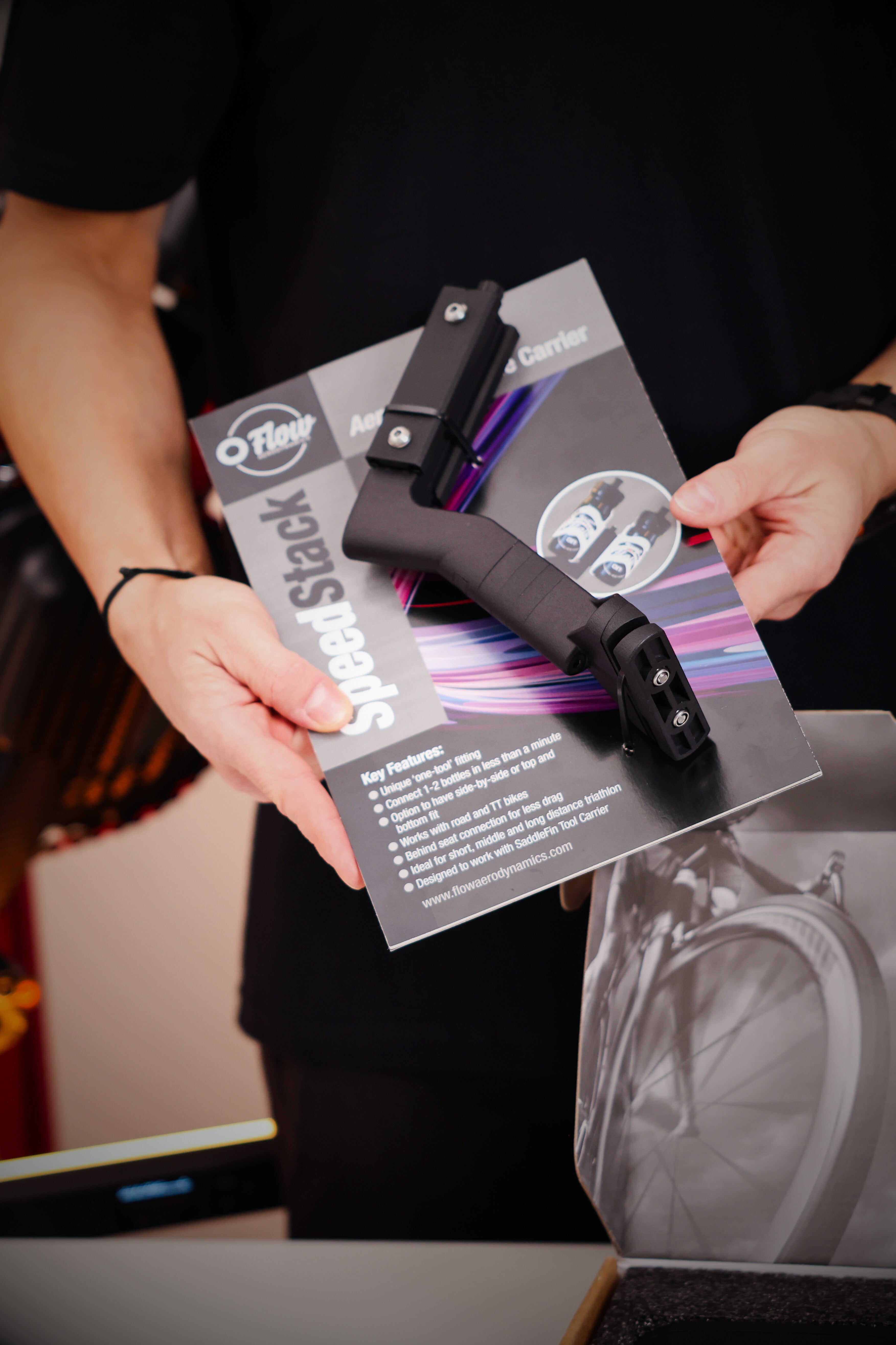 SpeedStack™ - Aero Rear Multi-bottle Carrier